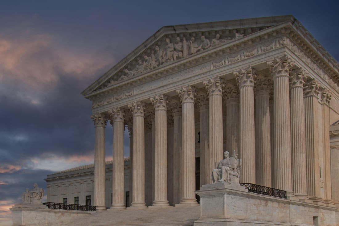 image showing us supreme court building 