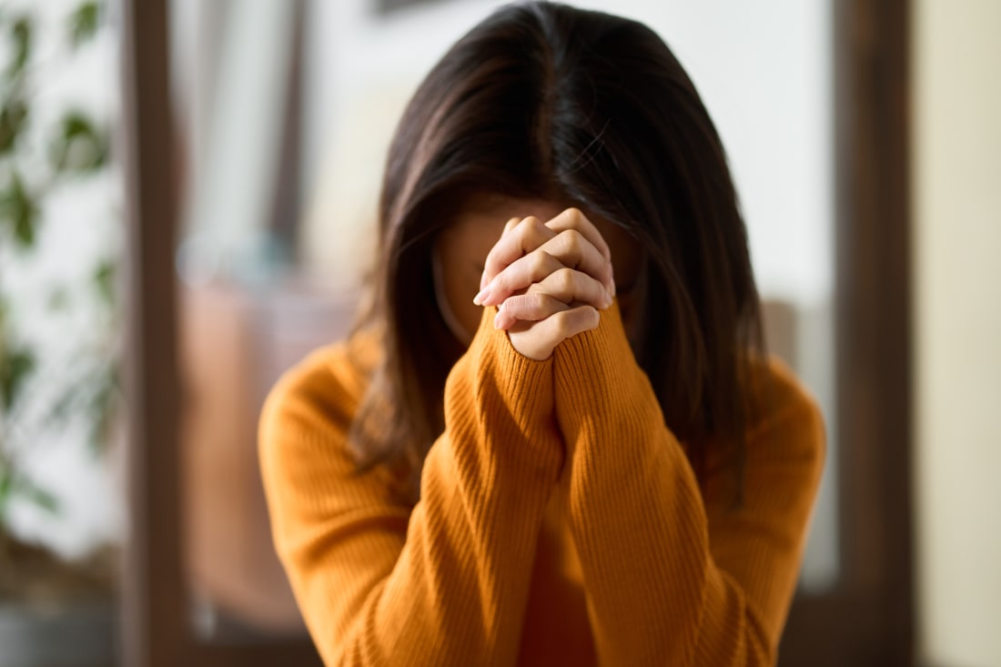 woman praying