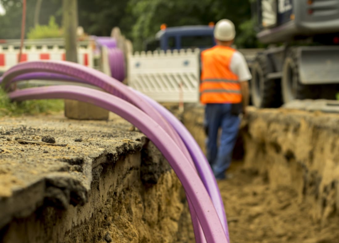 installing fiberglass cable network broadband farm bill